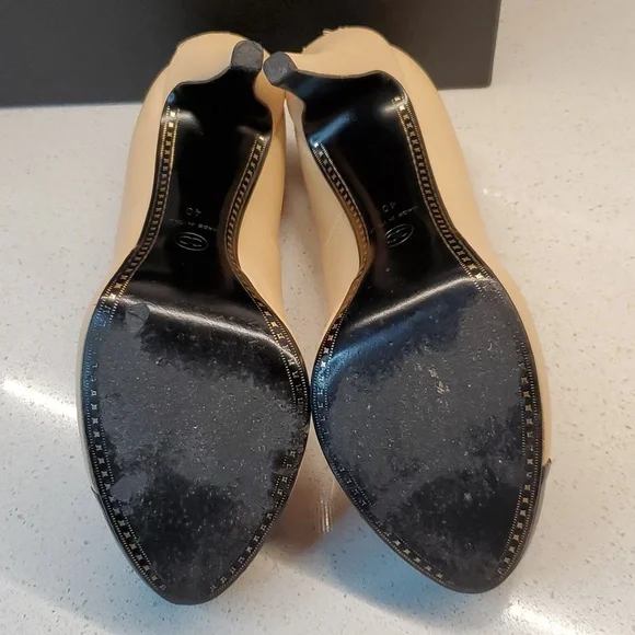 CHANEL platform pumps (sz EU 40 - US 9.5)